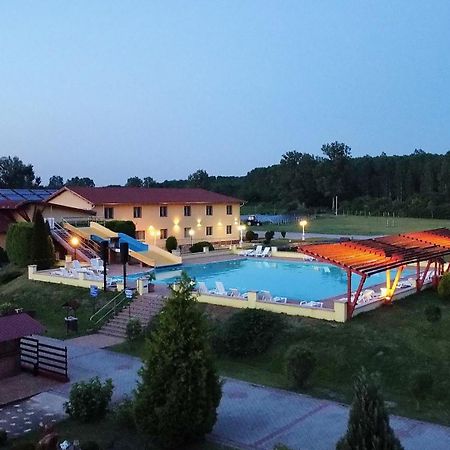 Ligetalja Termal Hotel Peneszlek Exterior photo